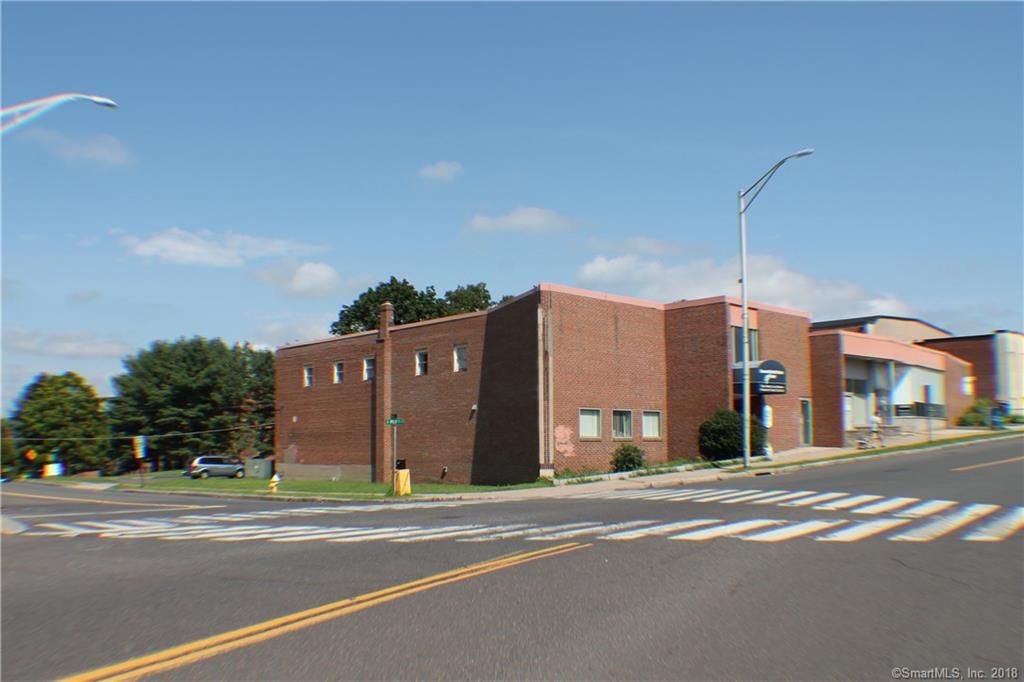 9 N Main St, Enfield, CT 06082